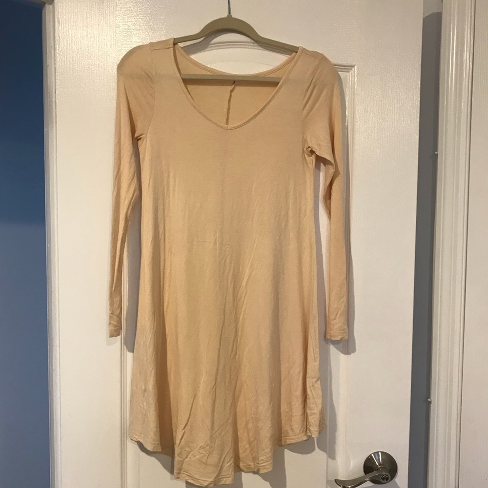 Long sleeve cream dress